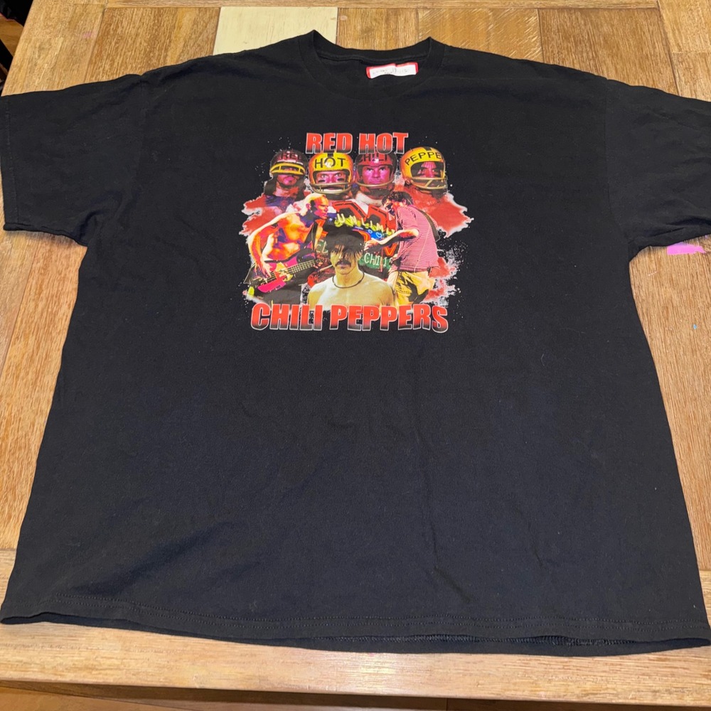 Red Hot Chili Peppers Band Tee Mens 2XL Black Excellent Unlimited Love Graphic